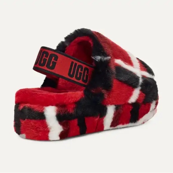 Slippers - Picture 2 of 5